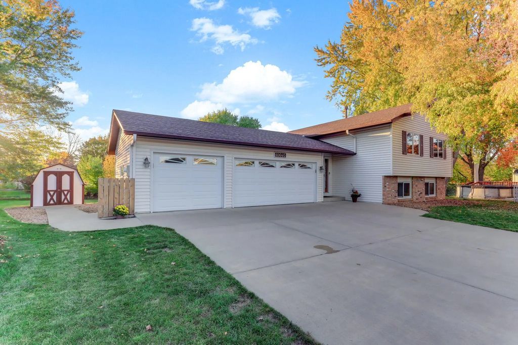 10640 Yukon Road S, Bloomington