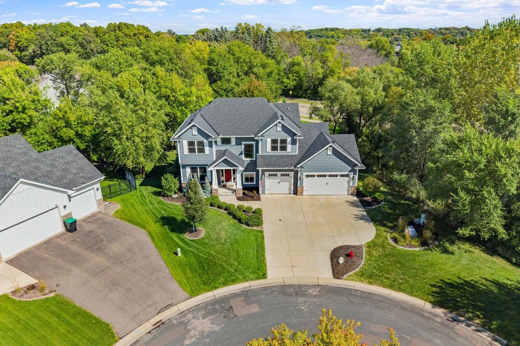 17550 73rd Avenue N, Maple Grove