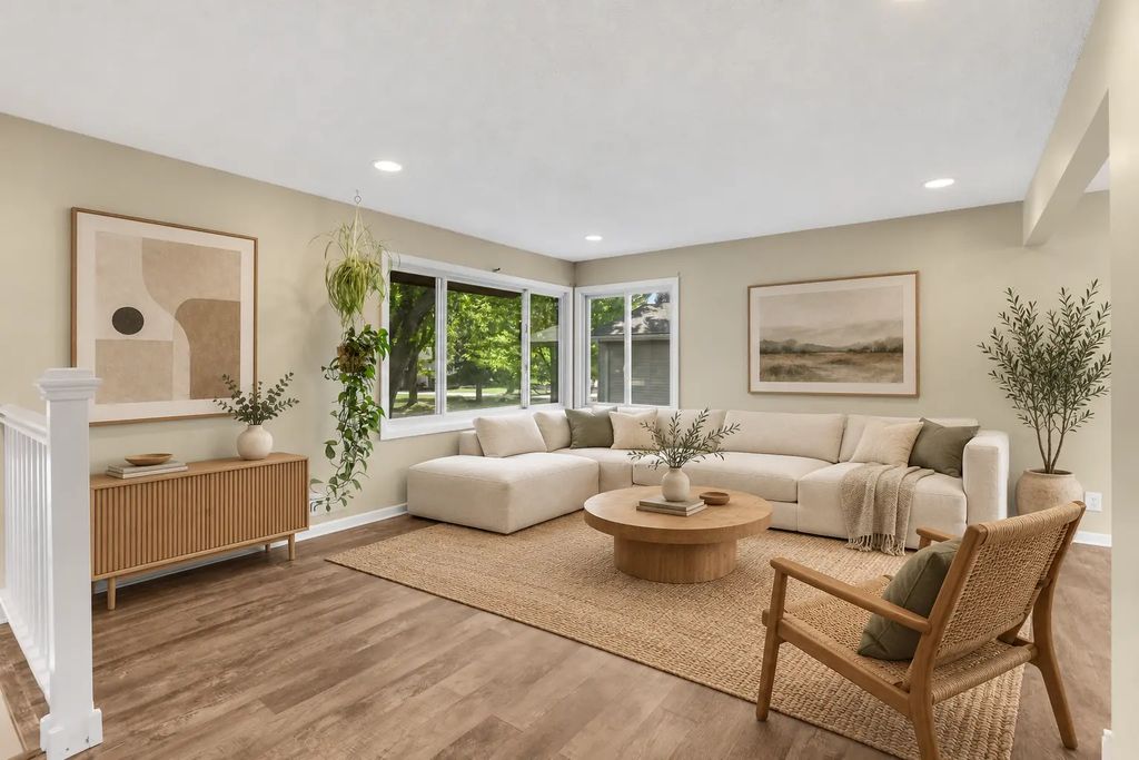20615 207th Court W, Lakeville