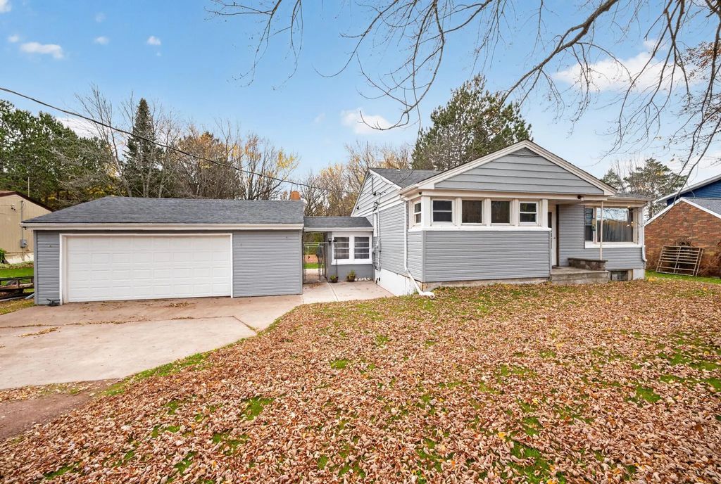 4724 Anderson Road, Hermantown