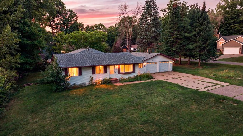 7611 229th Street N, Forest Lake