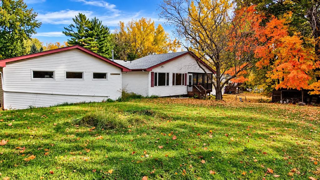 7611 229th Street N, Forest Lake