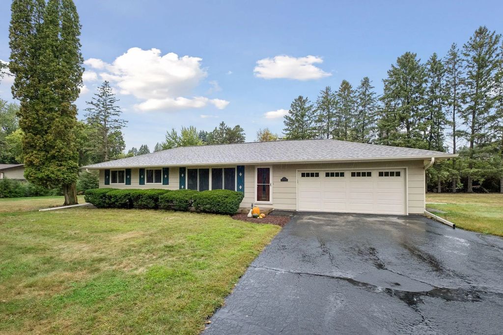 12950 3rd Street S, Afton