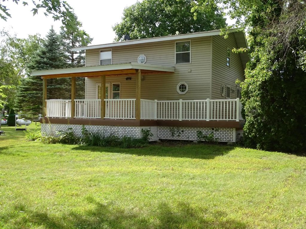 605 5th Street, Pepin