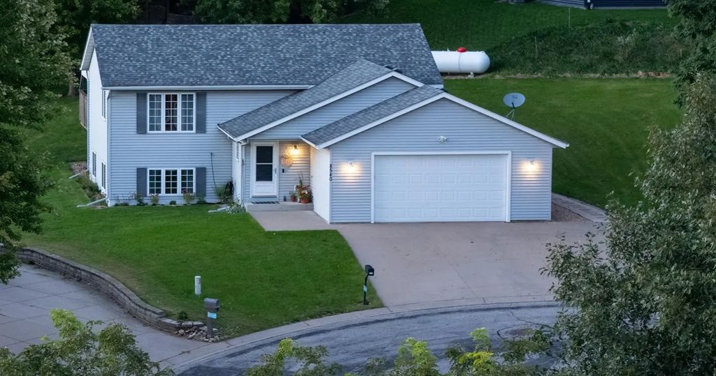 8540 Crocus Lane, Winona
