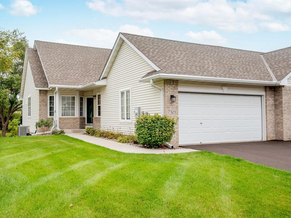 7323 Brittany Lane, Inver Grove Heights