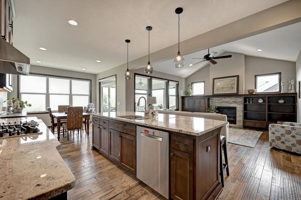 3514 Cove Point Circle Nw, Prior Lake