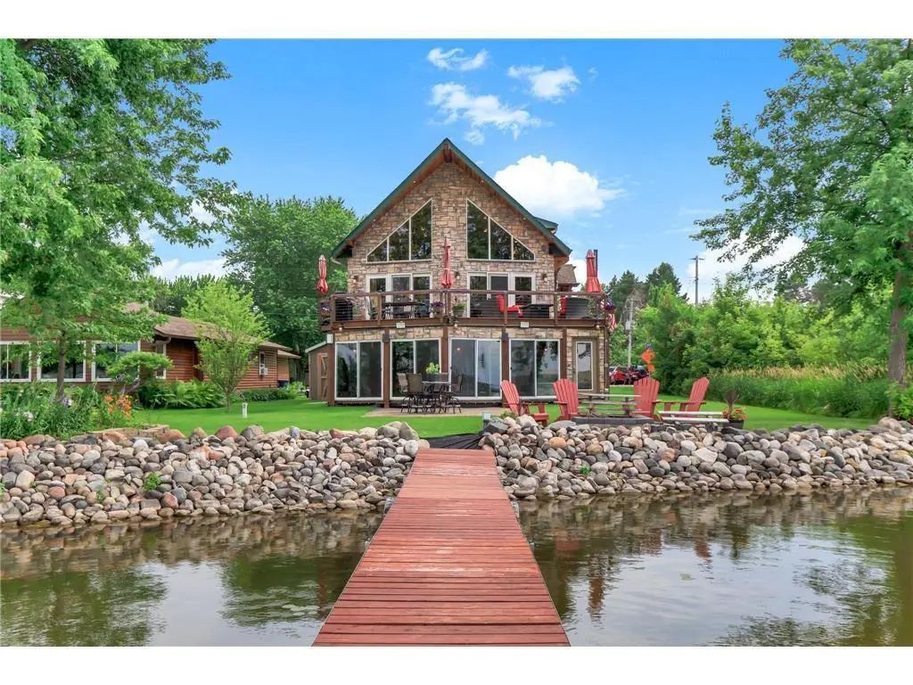 5050 210th Street, Forest Lake