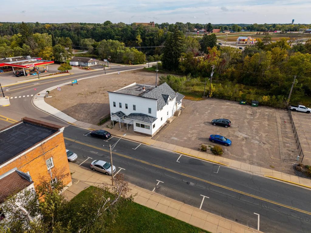118 Spring Street, Somerset