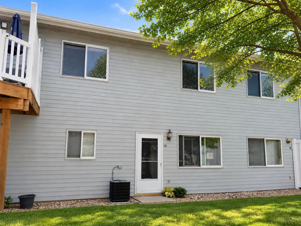 13991 60th Street Court N 304, Stillwater