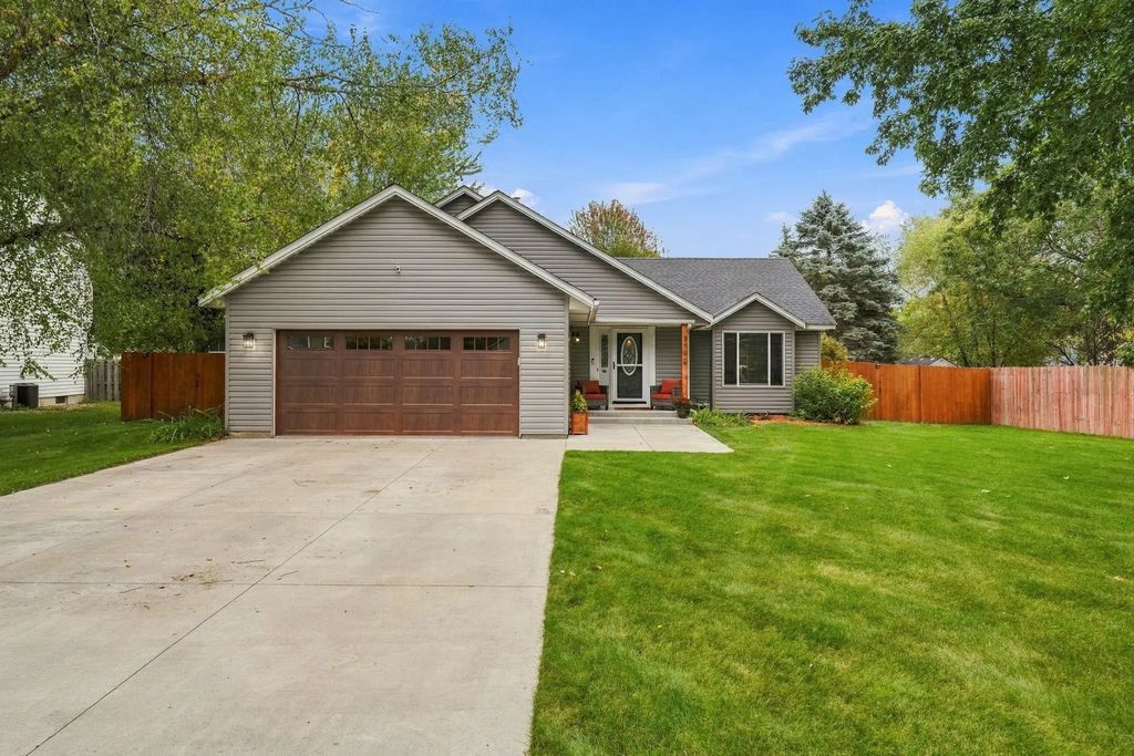 7192 Jenner Alcove S, Cottage Grove