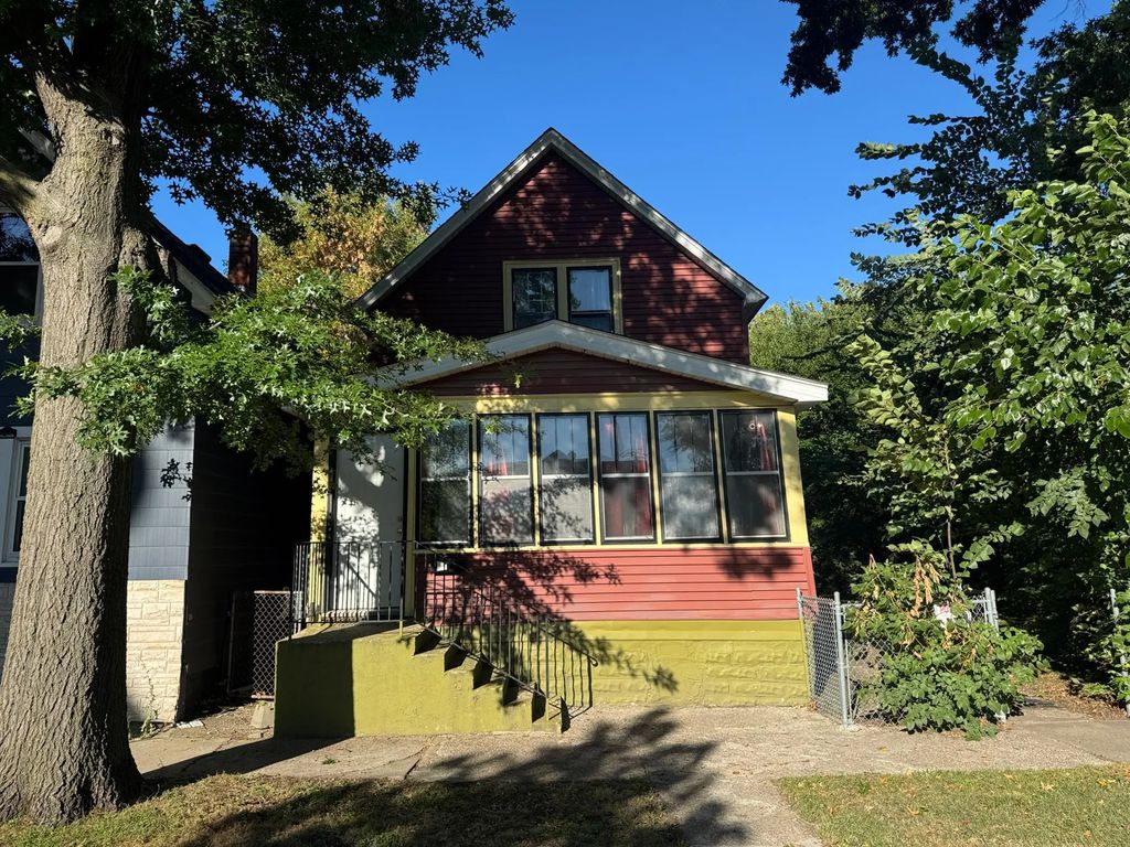 849 Woodbridge Street, Saint Paul