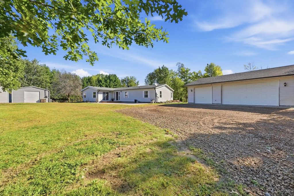22449 County Road 75 Nw, Big Lake
