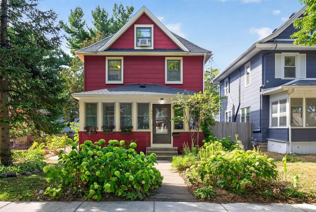 449 Herschel Street, Saint Paul