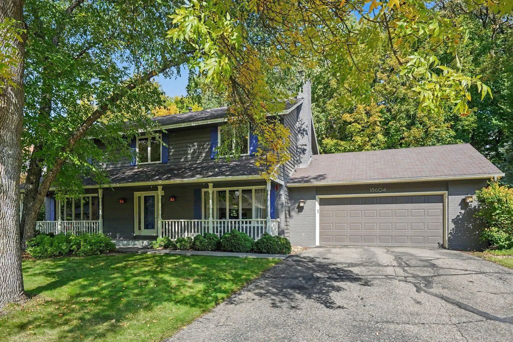 18604 Kristie Lane, Eden Prairie