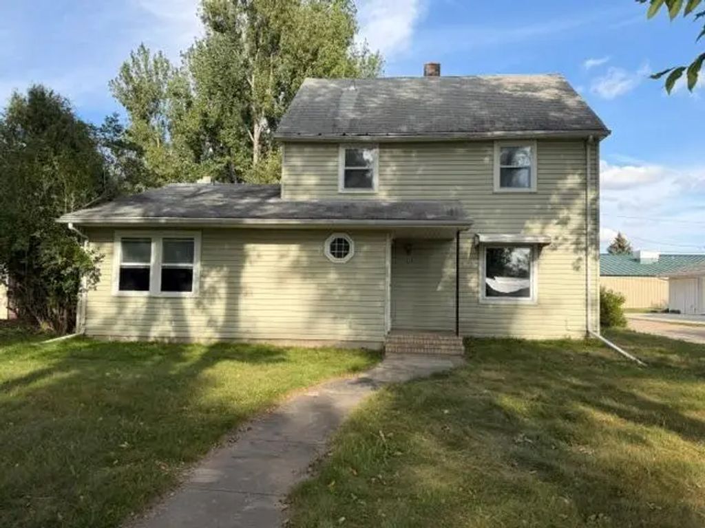 226 1st Avenue Nw, Mayville