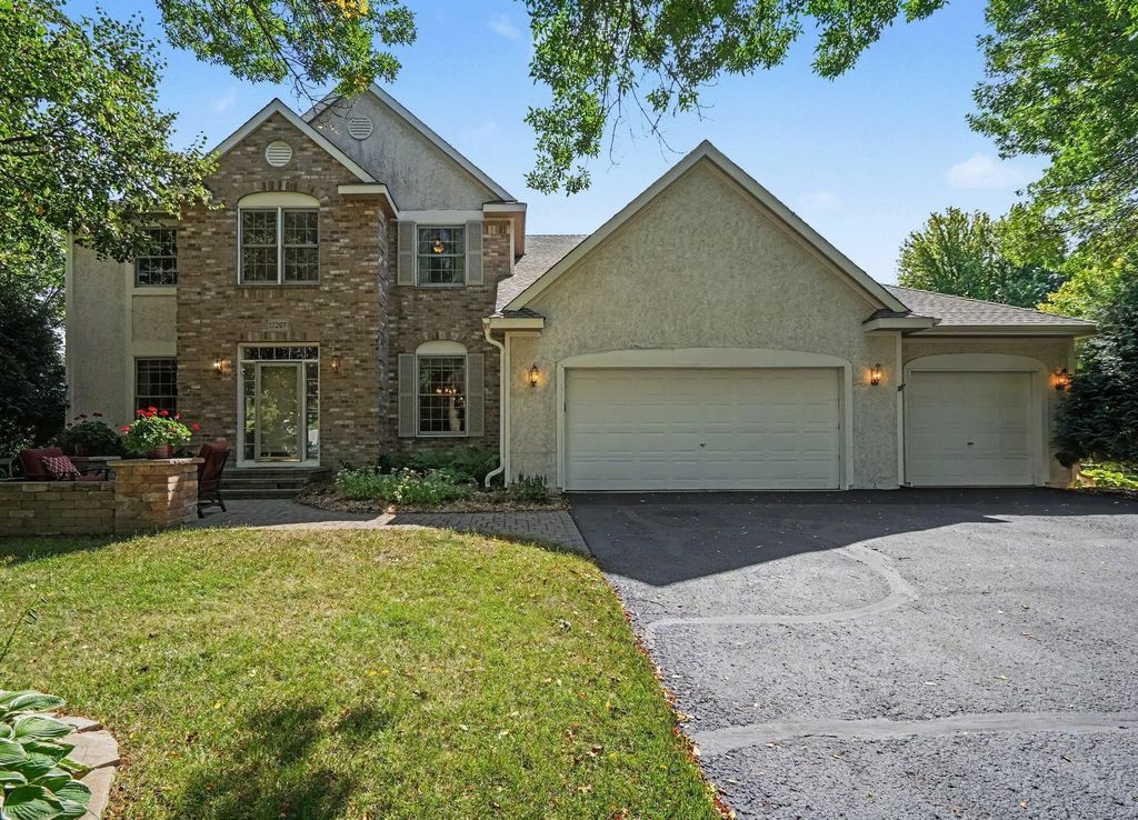 17207 Trenton Lane, Eden Prairie
