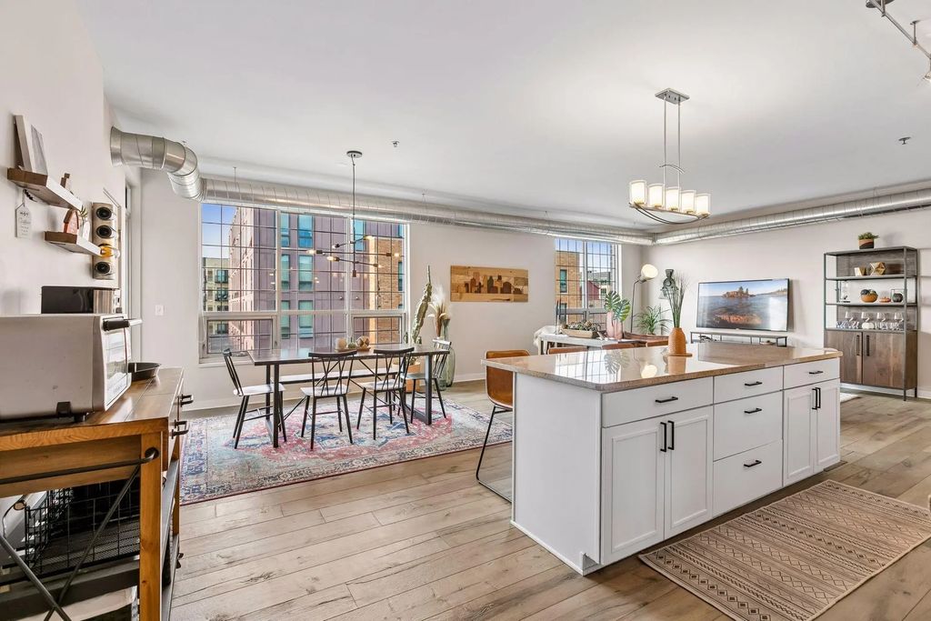 521 2nd Street Se 404, Minneapolis