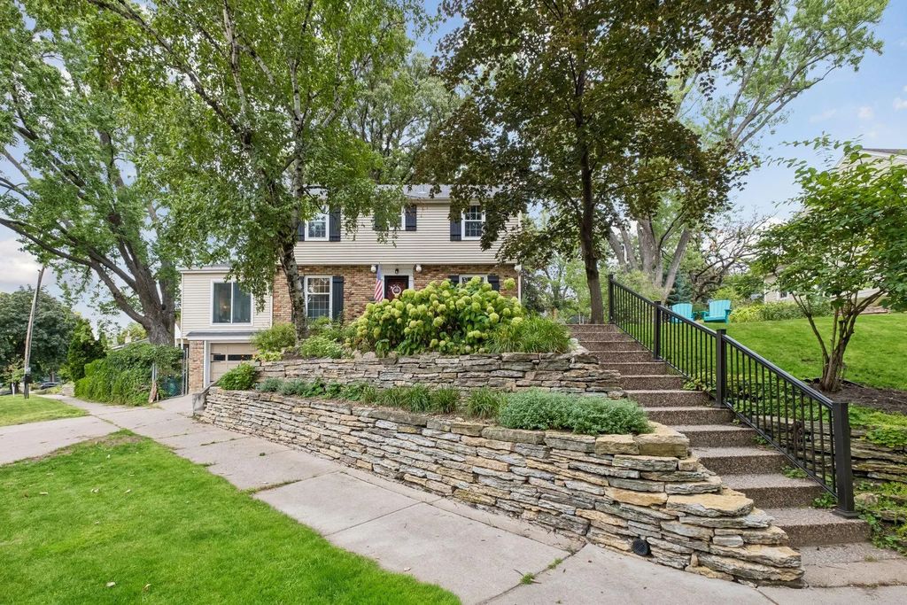 1995 Norfolk Avenue, Saint Paul