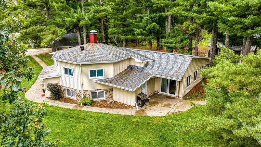 11081 Hillcrest Drive Ne, Bemidji