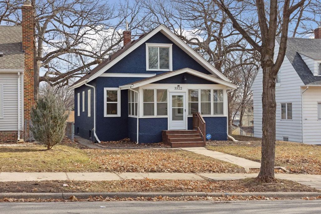 3322 Girard Avenue N, Minneapolis