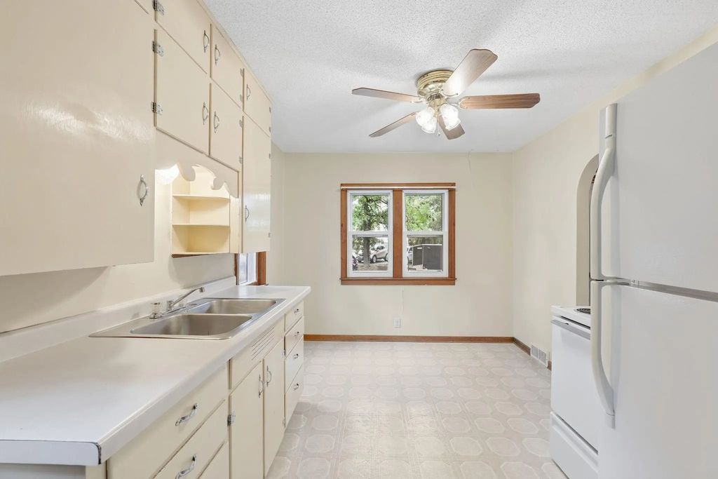 303 8th Avenue, Osceola