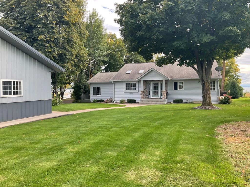 4057 Mille Lacs Parkway, Isle