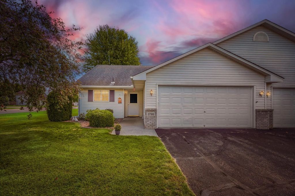 3798 Shannon Drive, Hastings
