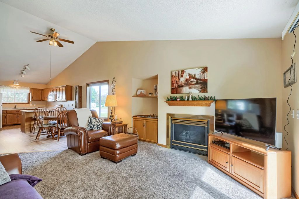 3798 Shannon Drive, Hastings