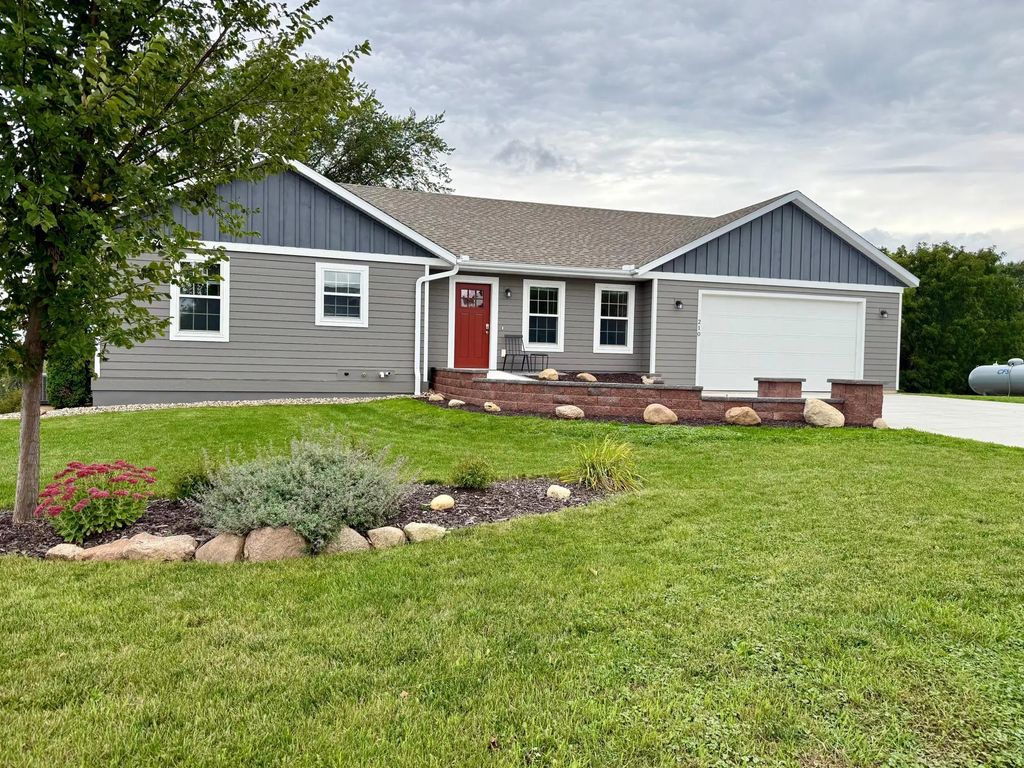 210 Prairie View Drive, Dennison