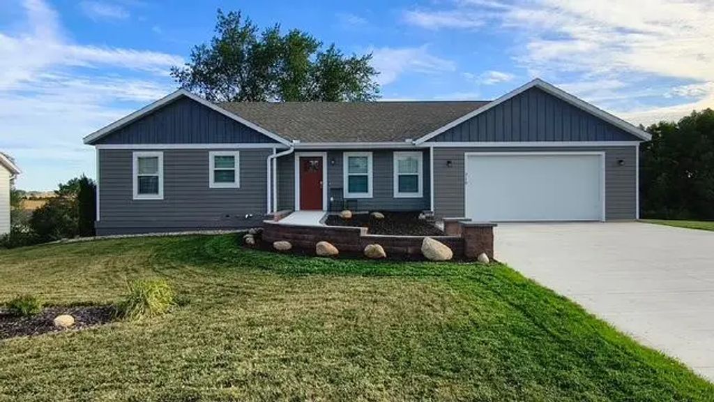 210 Prairie View Drive, Dennison
