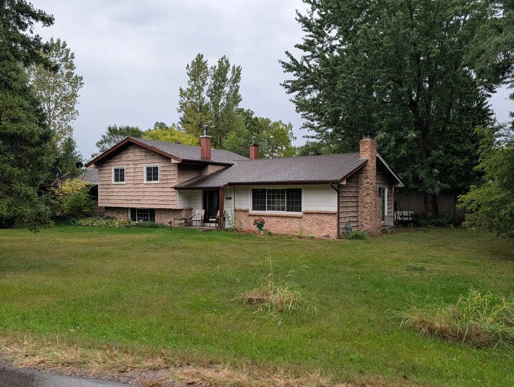 19444 Burns Parkway, Nowthen