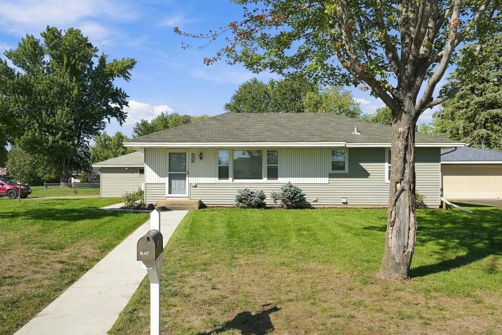 7016 90th Street S, Cottage Grove