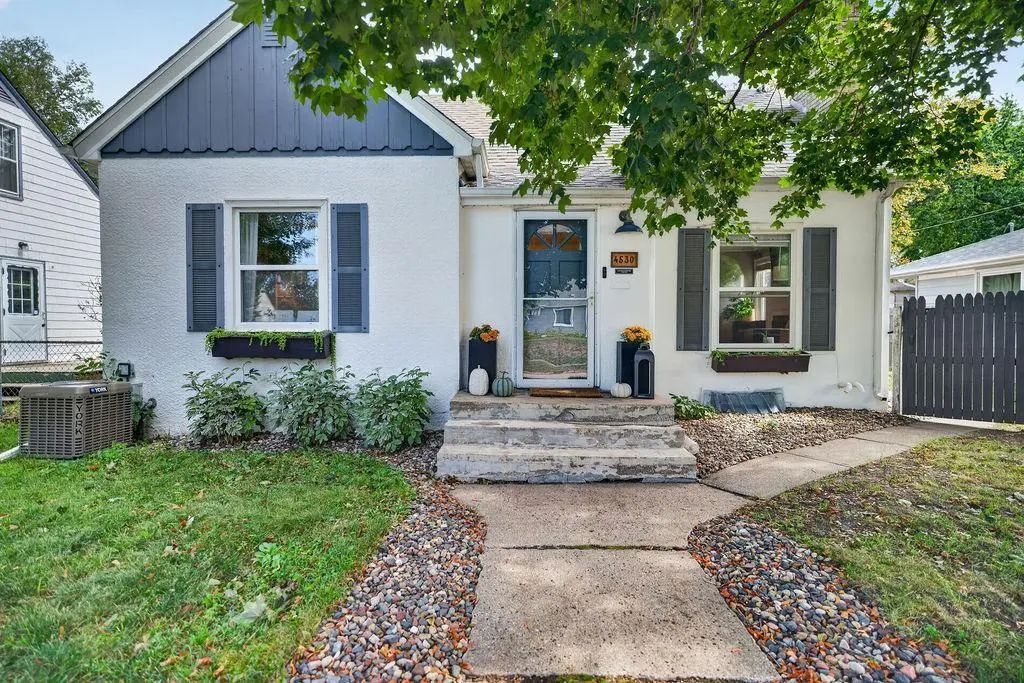 4530 Vincent Avenue N, Minneapolis