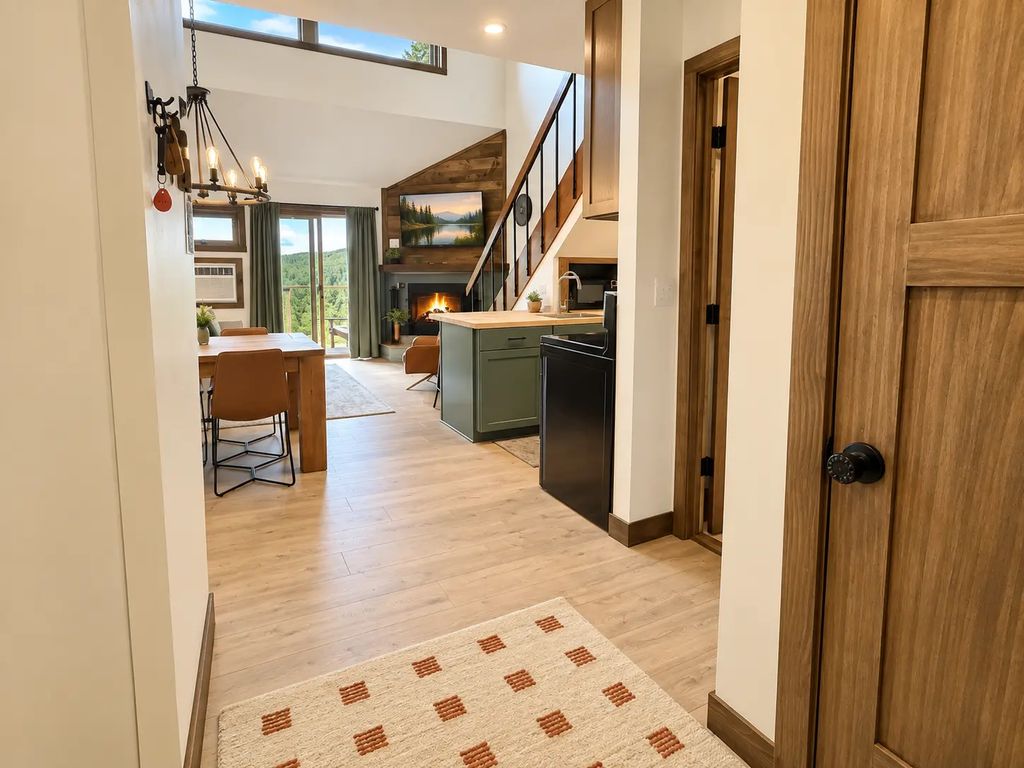 132 Bridge Run Lane B, Lutsen