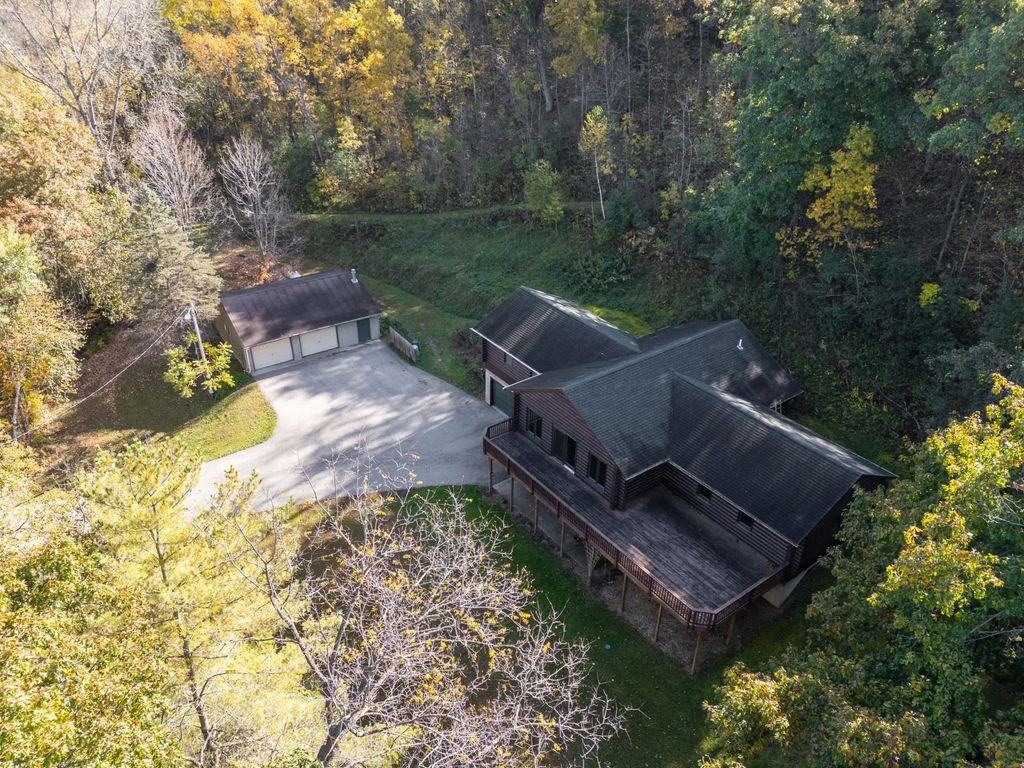 18158 Willow Road, Altura