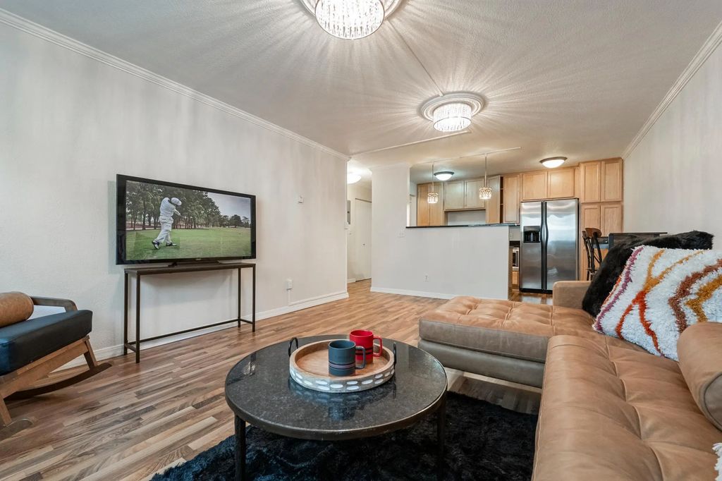 3120 Hennepin Avenue 107, Minneapolis