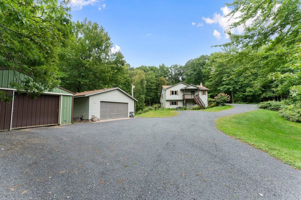310 280th Street, Osceola