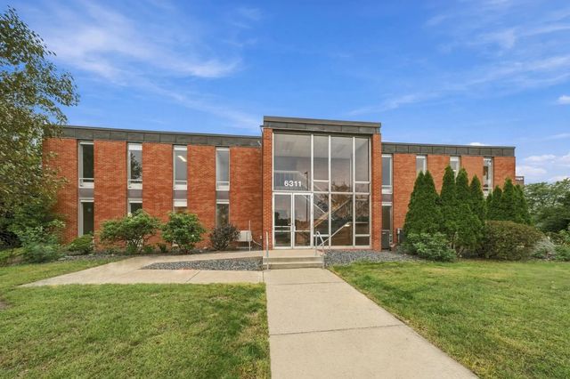 6311 Wayzata Boulevard, St Louis Park