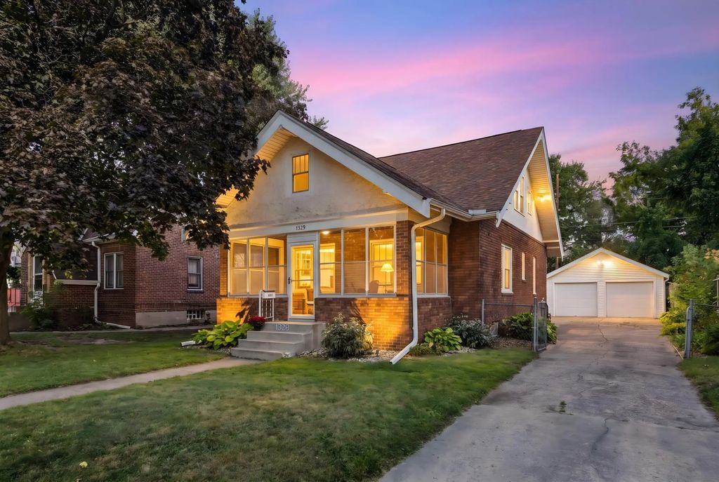 1329 Beech Street, Saint Paul