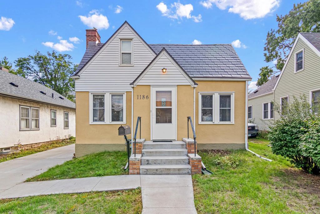 1186 Englewood Avenue, Saint Paul