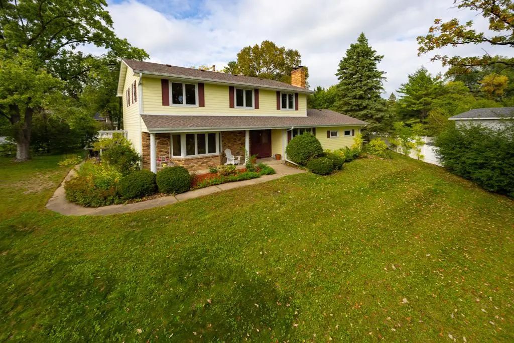 5600 W 70th Street, Edina
