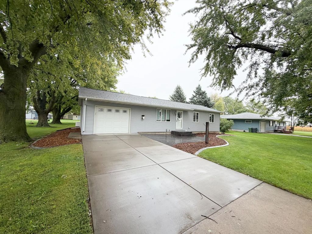 612 11th Street, Brewster