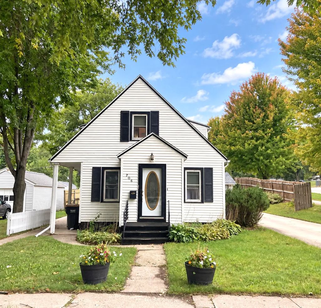 706 7th Street, Granite Falls