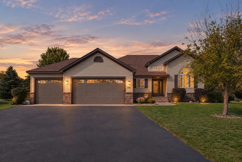 200 Victory Avenue, Sartell
