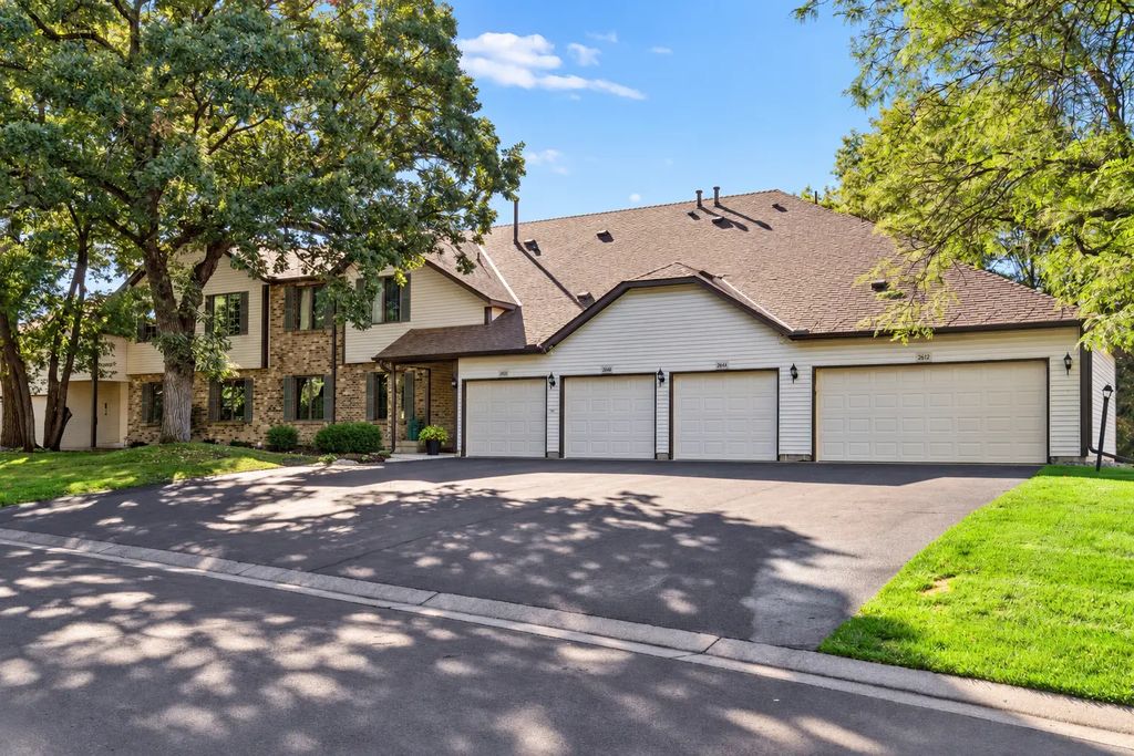 2642 Lake Court Drive 28, Mounds View