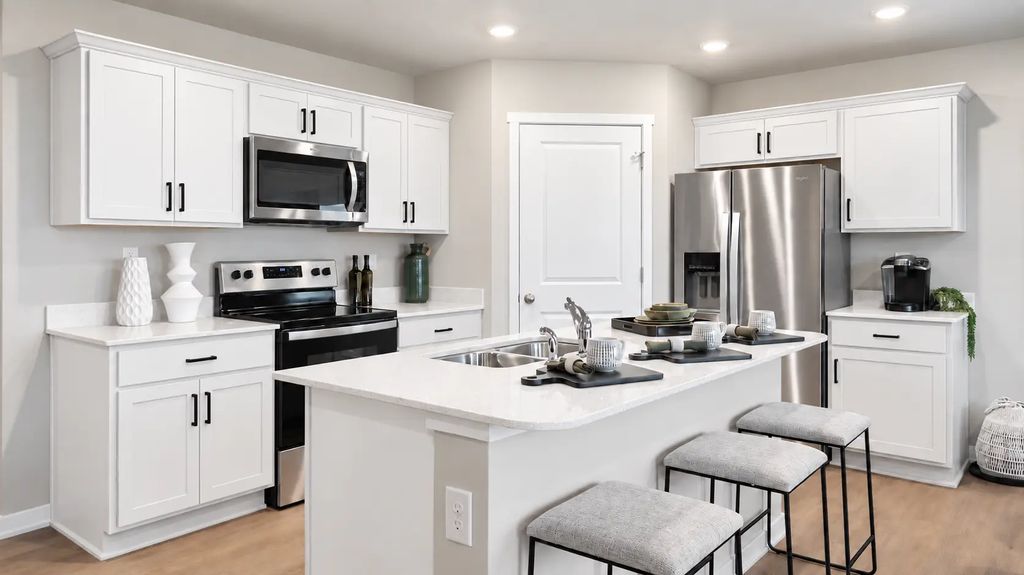 955 Greenlawn Avenue, Delano