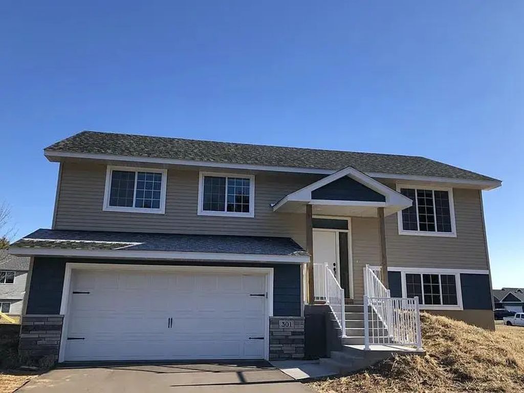 1020 Essex Drive, Osceola