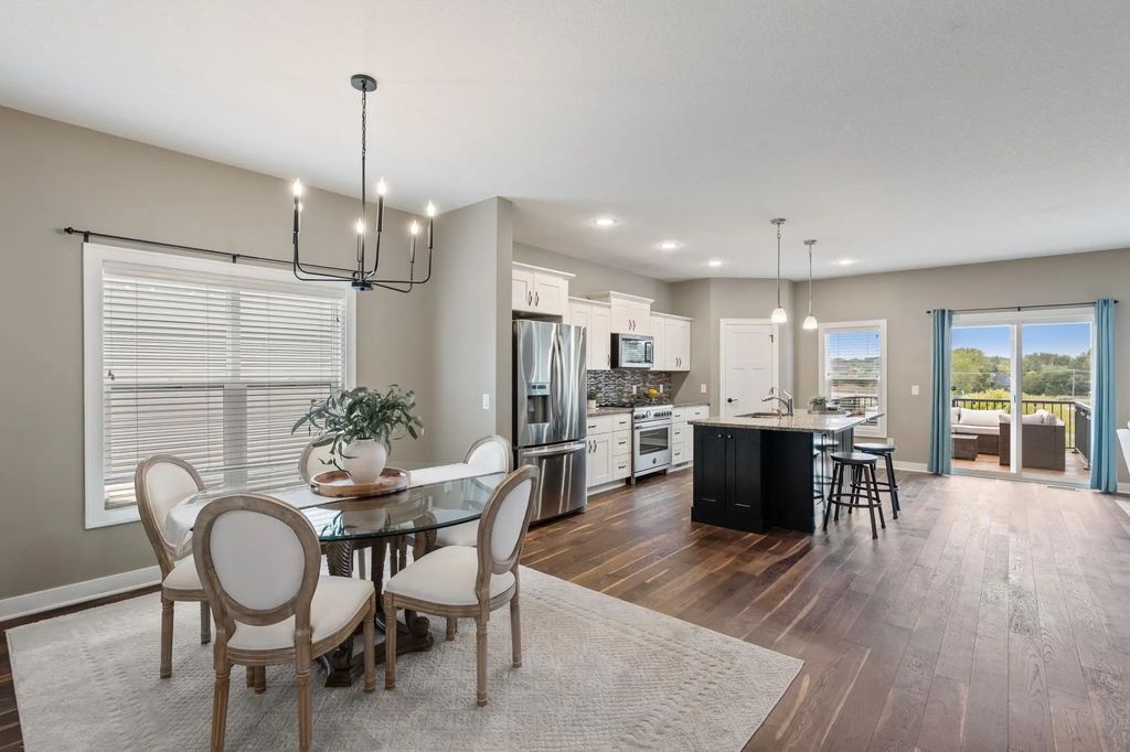 9060 Degler Circle, Chanhassen