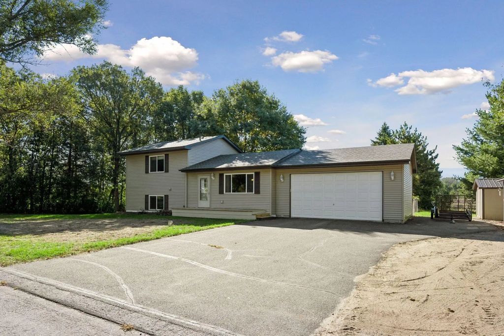 18067 234th Avenue Nw, Big Lake
